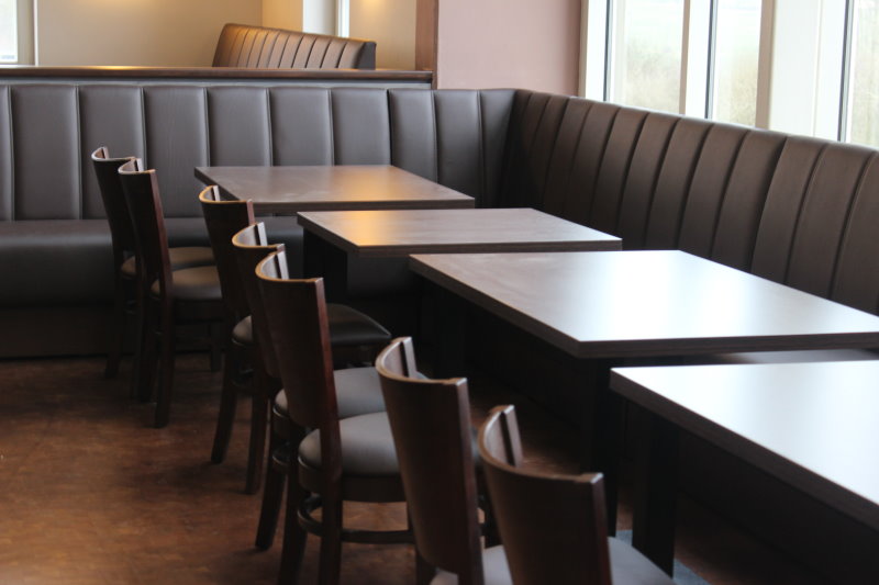 Restauranteinrichtung mit Sitzbänken "New York 02 - H"