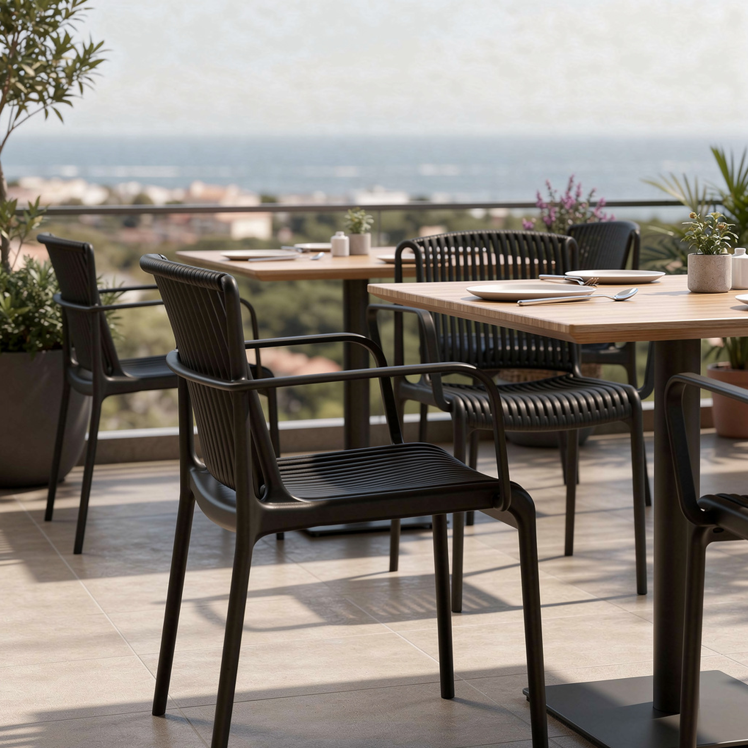 Outdoor Terrassenstuhl "Ness-Arm" black
