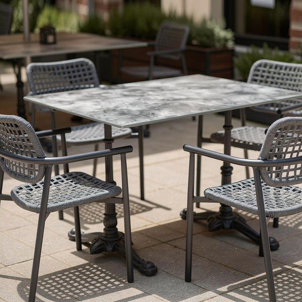 Outdoor Tischkombination Copperfield mit London-02