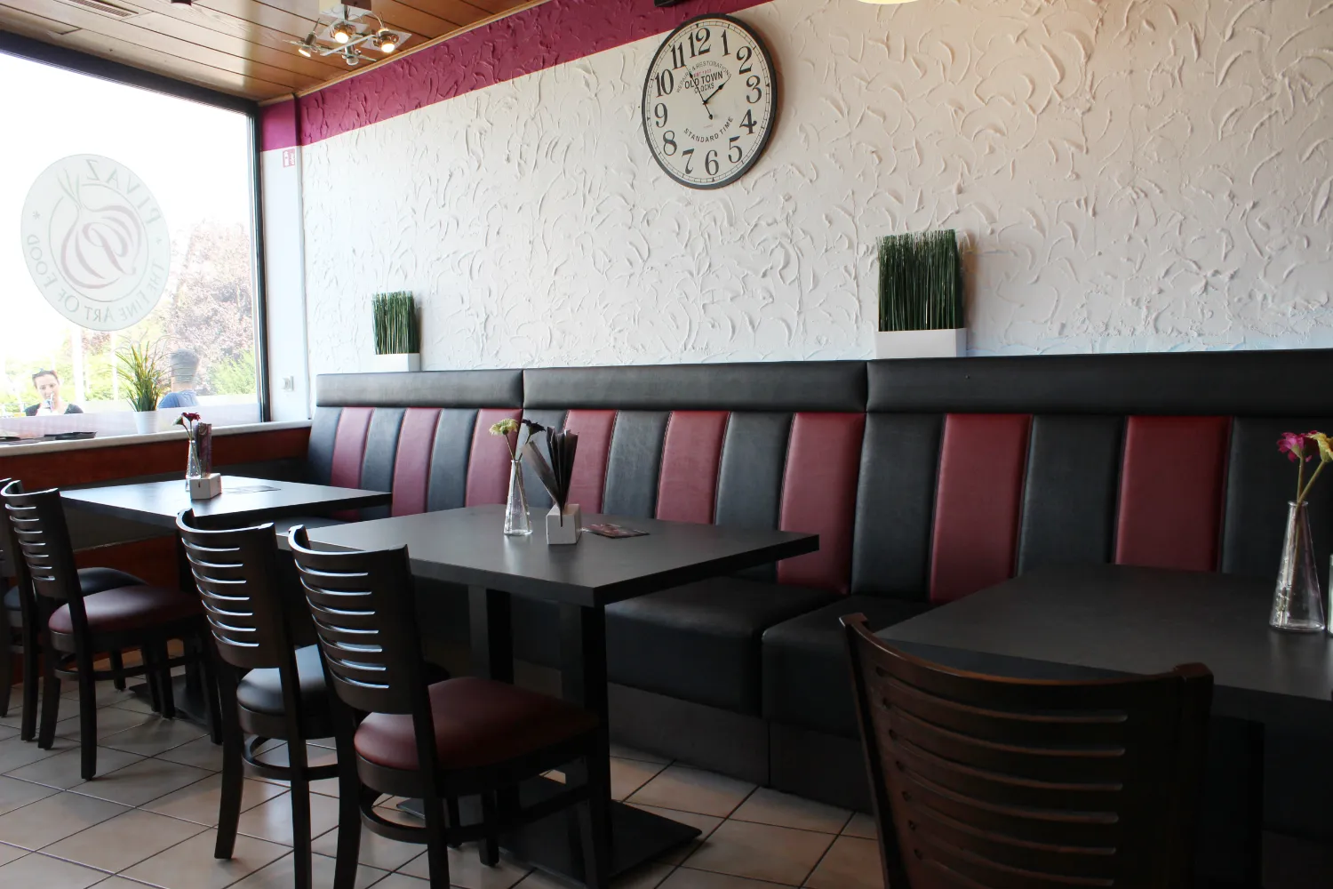 Sitzbänke mit Füße "Miami" für Schnellimbiss